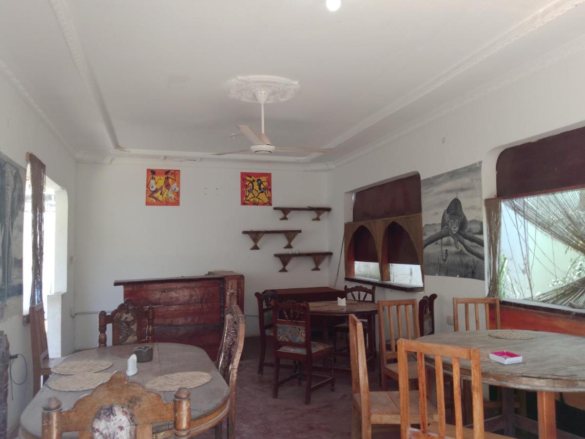 H & H Bungalows Нунгви Экстерьер фото