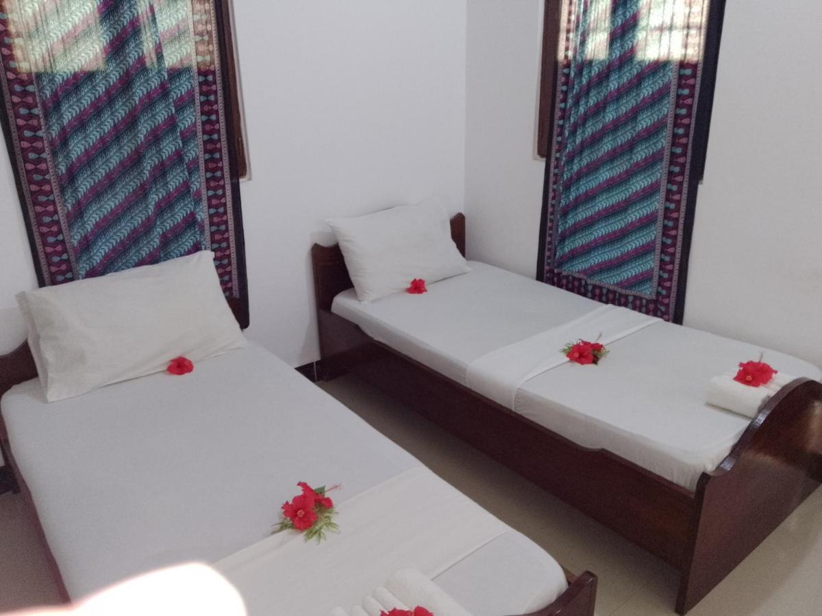 H & H Bungalows Нунгви Экстерьер фото