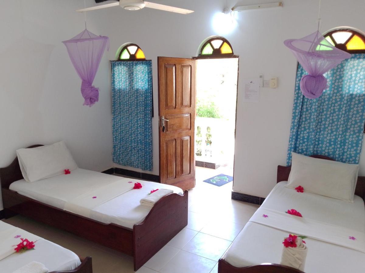 H & H Bungalows Нунгви Экстерьер фото