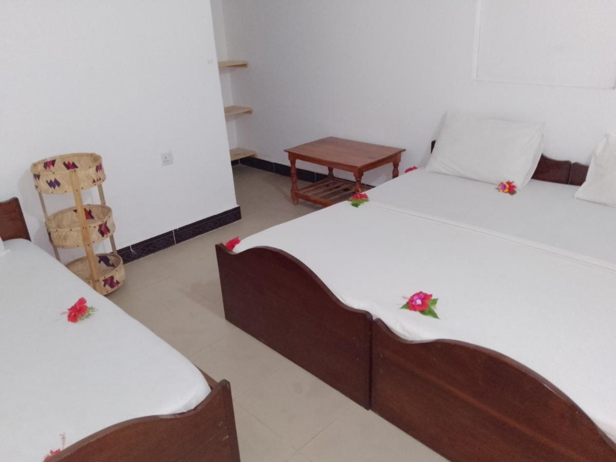 H & H Bungalows Нунгви Экстерьер фото